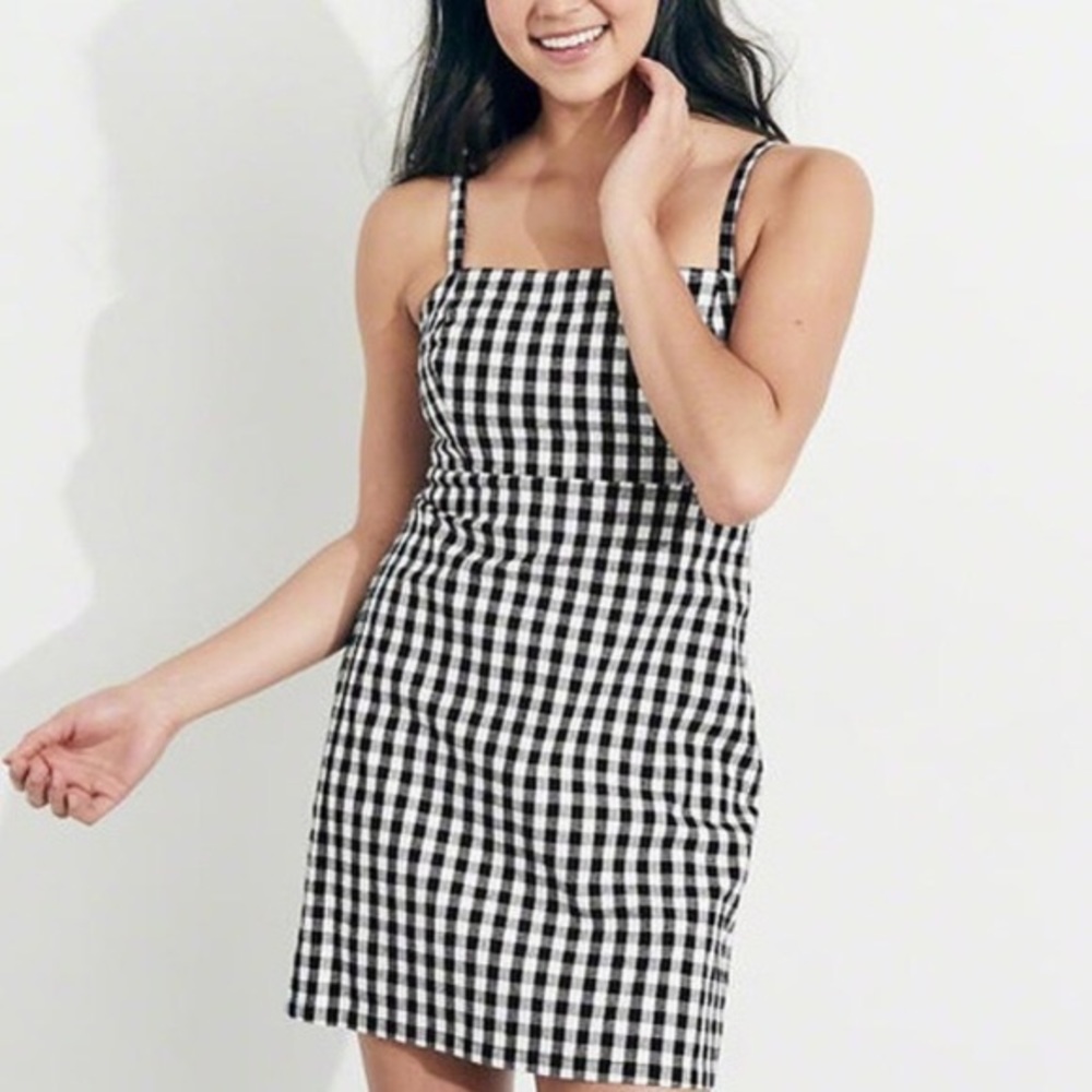 🏷2/$25 Hollister black and white plaid flannel mini dress